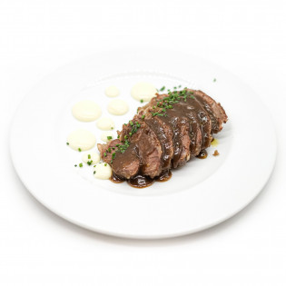 Carillera de ternera al vino tinto con parmentier de patata (600grs)