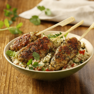 Comprar pinchos mediterránean pollo certificado | SERTINA