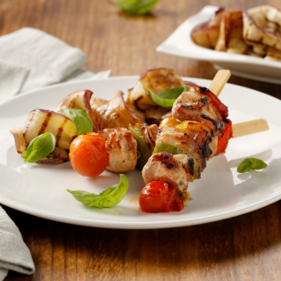 Comprar brochetas de pollo certificado y verduras l SERTINA