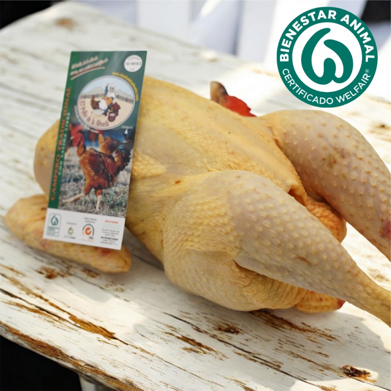 Pollo campero entero de 2,3 kg online. Criado en libertad | Sertina