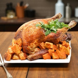 Comprar Pavo Relleno Asado de Acción de Gracias | Sertina