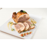 Pavita rellena de Navidad asada con salsa de sirope de arce. (pieza)