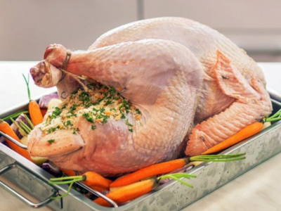 Disfruta de una Fiesta de Sabores con Pavo Relleno de Arándanos y Nueces